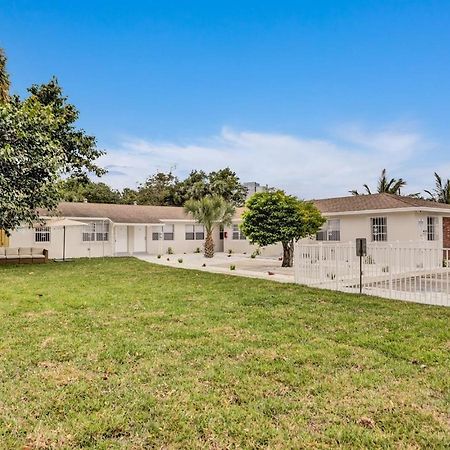 2 Bedroom Holiday Retreat West Palm Beach Art Luaran gambar