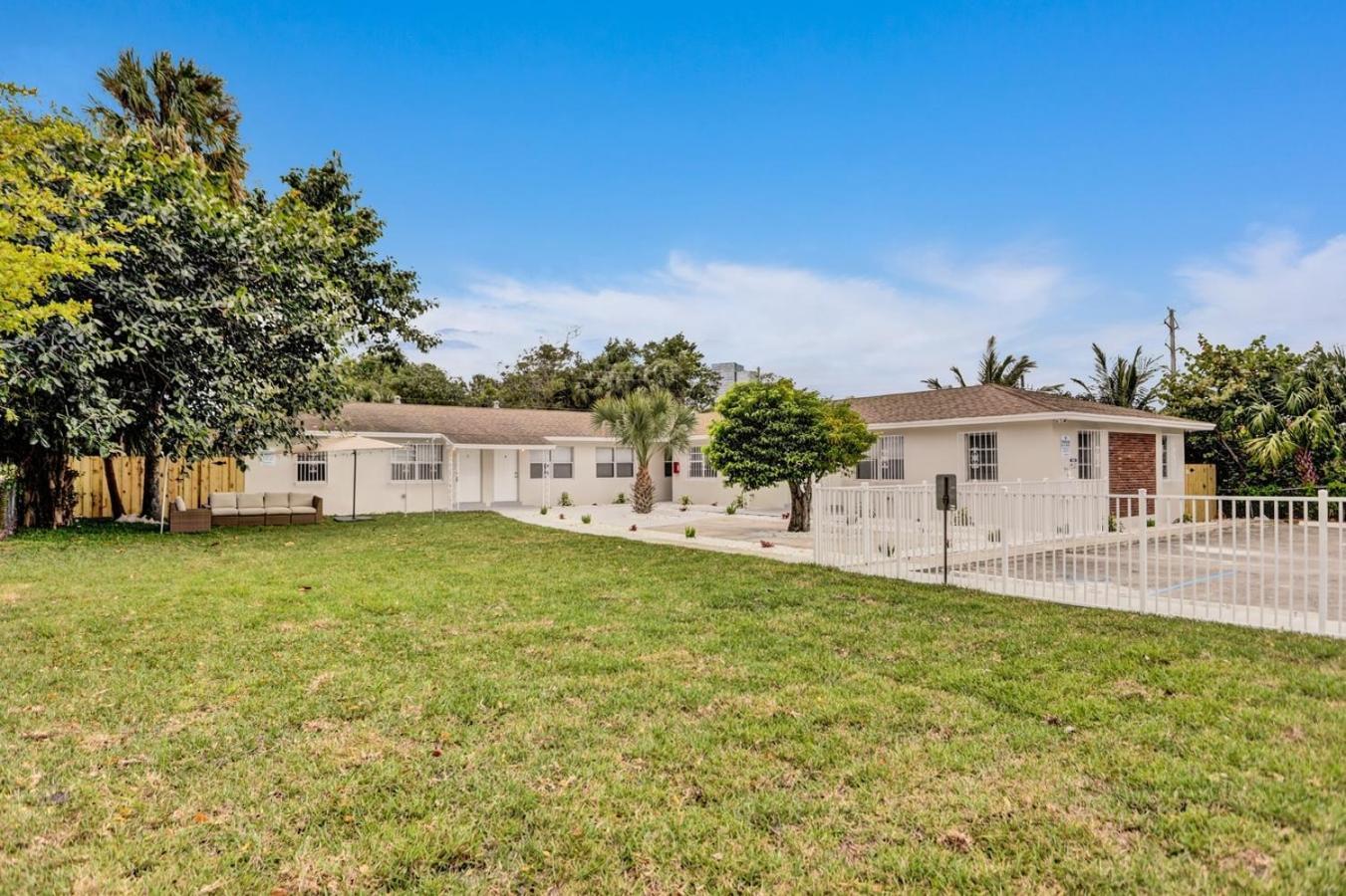 2 Bedroom Holiday Retreat West Palm Beach Art Luaran gambar