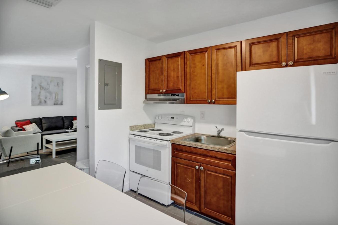 2 Bedroom Holiday Retreat West Palm Beach Art Luaran gambar
