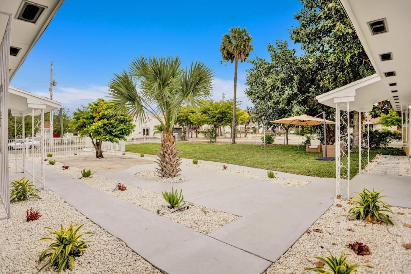 2 Bedroom Holiday Retreat West Palm Beach Art Luaran gambar